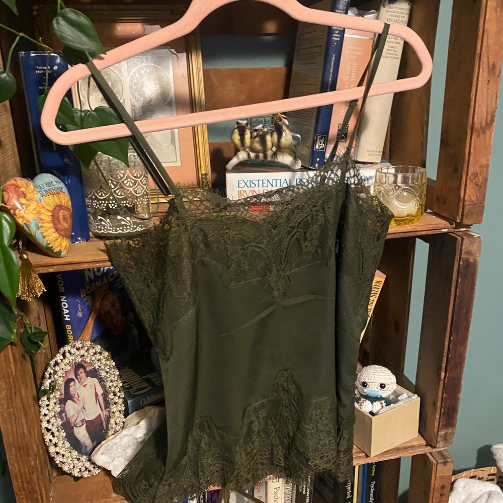 2 for 1 NWT Bohme Cossette Lace Camisole Olive and Cream xs